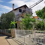 Marijana A3 * Vodice