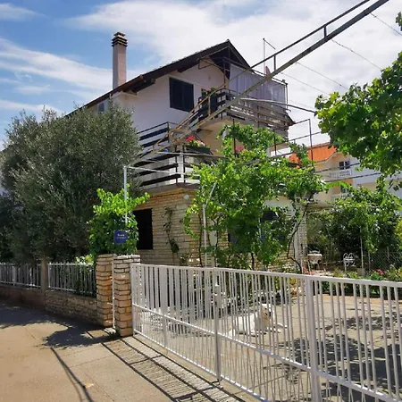 Marijana A3 * Vodice
